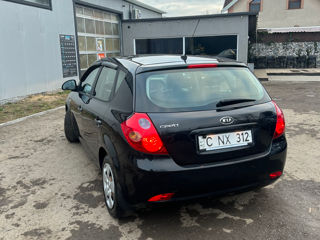 KIA Ceed foto 9