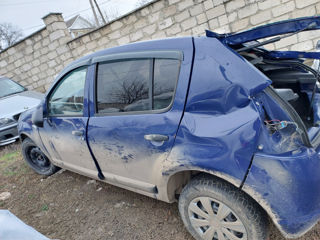 Dacia Sandero foto 2