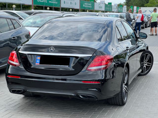 Mercedes E-Class foto 3