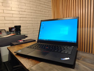 Lenovo ThinkPad T490 - i5 8-gen, 16 gb ram, 256 gb ssd