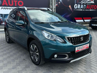 Peugeot 2008 foto 2