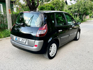 Renault Scenic foto 4