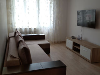 Apartament cu 2 camere, 80 m², Centru, Comrat foto 1