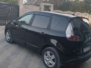 Renault Grand Scenic foto 4