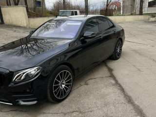 Mercedes E-Class foto 4