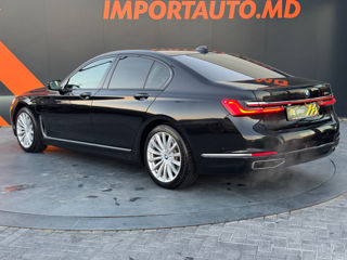 BMW 7 Series foto 8