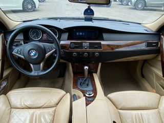 BMW 5 Series foto 8