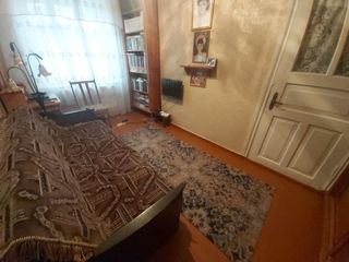 Casa str.Butuceni cu teren aprx 3 ari foto 6