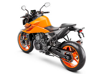 KTM 990 DUKE foto 2