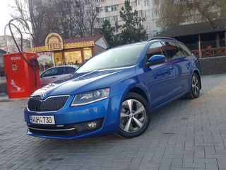 Skoda Octavia foto 1