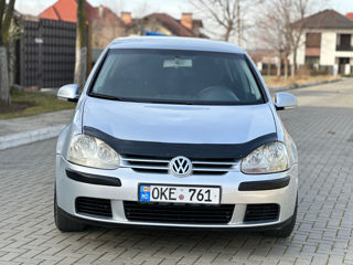 Volkswagen Golf foto 2