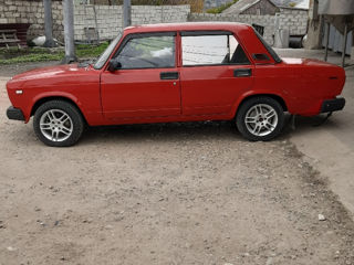 Lada / ВАЗ 2107 foto 2