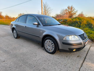 Volkswagen Passat foto 2