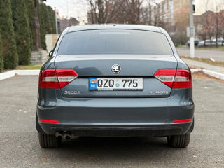 Skoda Superb foto 5