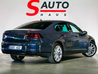 Volkswagen Passat foto 3