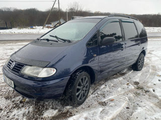 Volkswagen Sharan foto 7