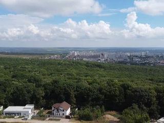 10 ari pentru costructie  lingă pădure 8000 pret pentru ar Durlesti foto 2