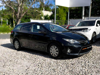 Toyota Auris foto 2