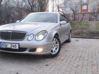 Mercedes E-Class foto 5