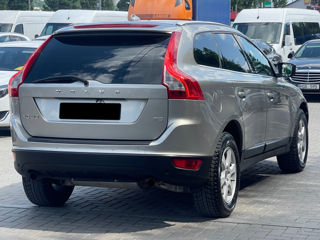 Volvo XC60 фото 5