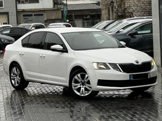 Skoda Octavia foto 4