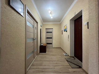 Apartament cu 2 camere, 60 m², Botanica, Chișinău foto 7
