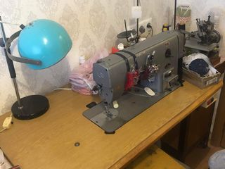 Промышленая швейная машинка foto 2