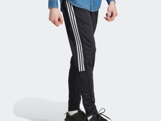 pantaloni sport adidas L