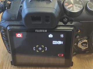 Fujifilm FinePix HS10 foto 1