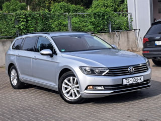 Volkswagen Passat foto 1