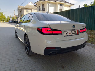 BMW 5 Series foto 3