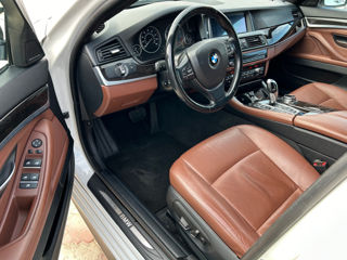 BMW 5 Series foto 7