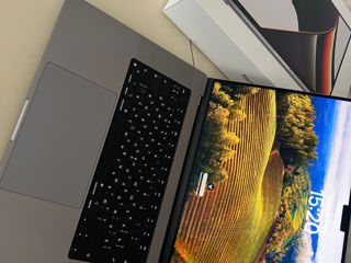 MacBook Pro 16" M1 Pro Europa ENG/RU Space Gray