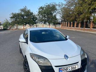 Renault Megane foto 2