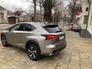 Lexus NX Series foto 2