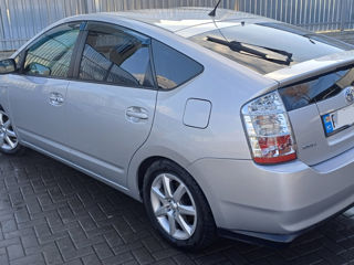 Toyota Prius foto 6