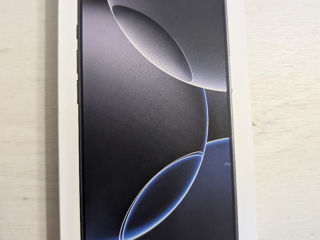 iPhone 16 Pro, Black Titanium, 256GB