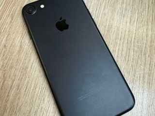 Apple iPhone 7 /32 Gb- 1190 lei