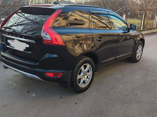 Volvo XC60 foto 3