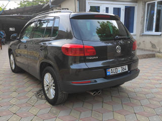 Volkswagen Tiguan foto 4