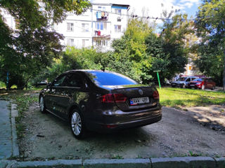 Volkswagen Jetta foto 5