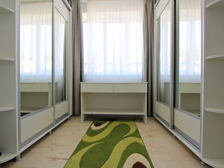 Apartament exclusiv, 2odăi, 80 m2, et.3/4, curte privată, design individual, Botanica! foto 9