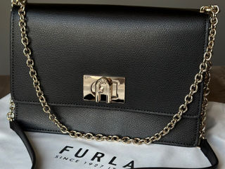 Geanta Furla