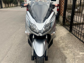 Kawasaki J 300 foto 6