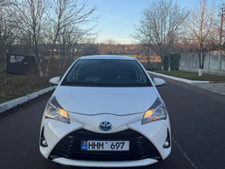 Toyota Yaris foto 2