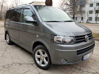 Volkswagen Transporter 2011 foto 1