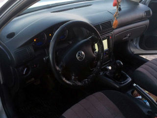 Volkswagen Passat foto 7