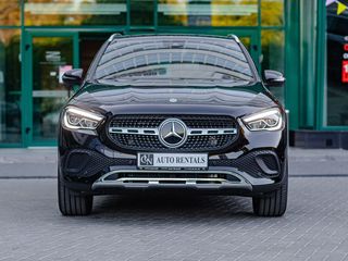 Mercedes GLA foto 2