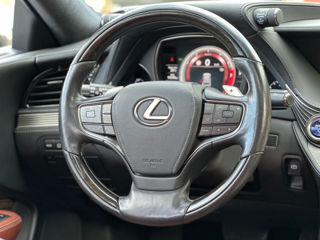 Lexus LS Series foto 8