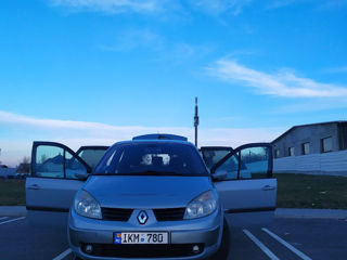 Renault Scenic foto 2